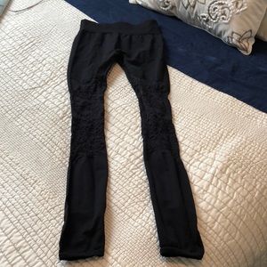 NWOT lace insert workout leggings